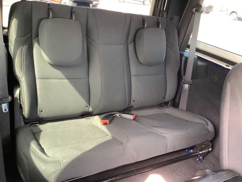 2019 Jeep Wrangler Sport S 4x4