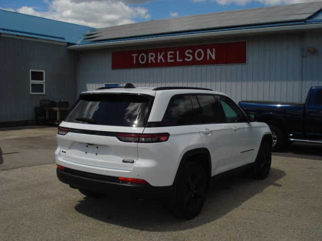 2022 Jeep Grand Cherokee Altitude 4x4