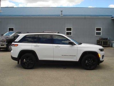 2022 Jeep Grand Cherokee Altitude 4x4