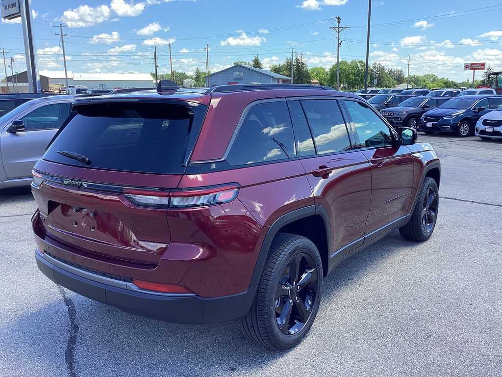 2026 Jeep Grand Cherokee GRAND CHEROKEE LIMITED 4X4