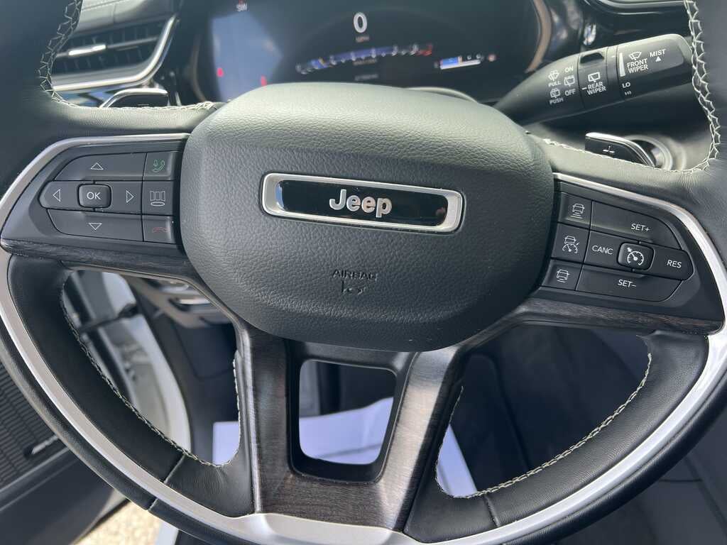 2022 Jeep Grand Cherokee L Limited 4x4