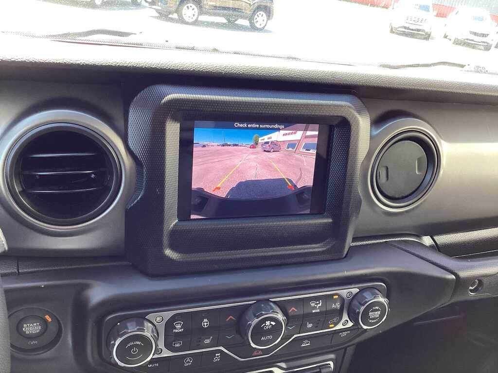 2023 Jeep Gladiator Willys 4x4