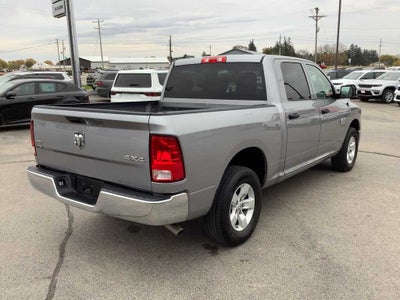 2022 RAM 1500 Classic SLT Crew Cab 4x4 5'7' Box