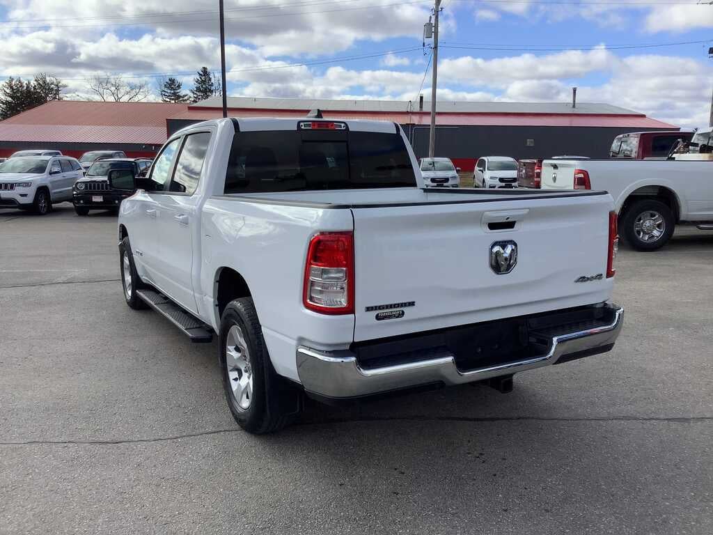 2021 RAM 1500 Big Horn Crew Cab 4x4 5'7' Box