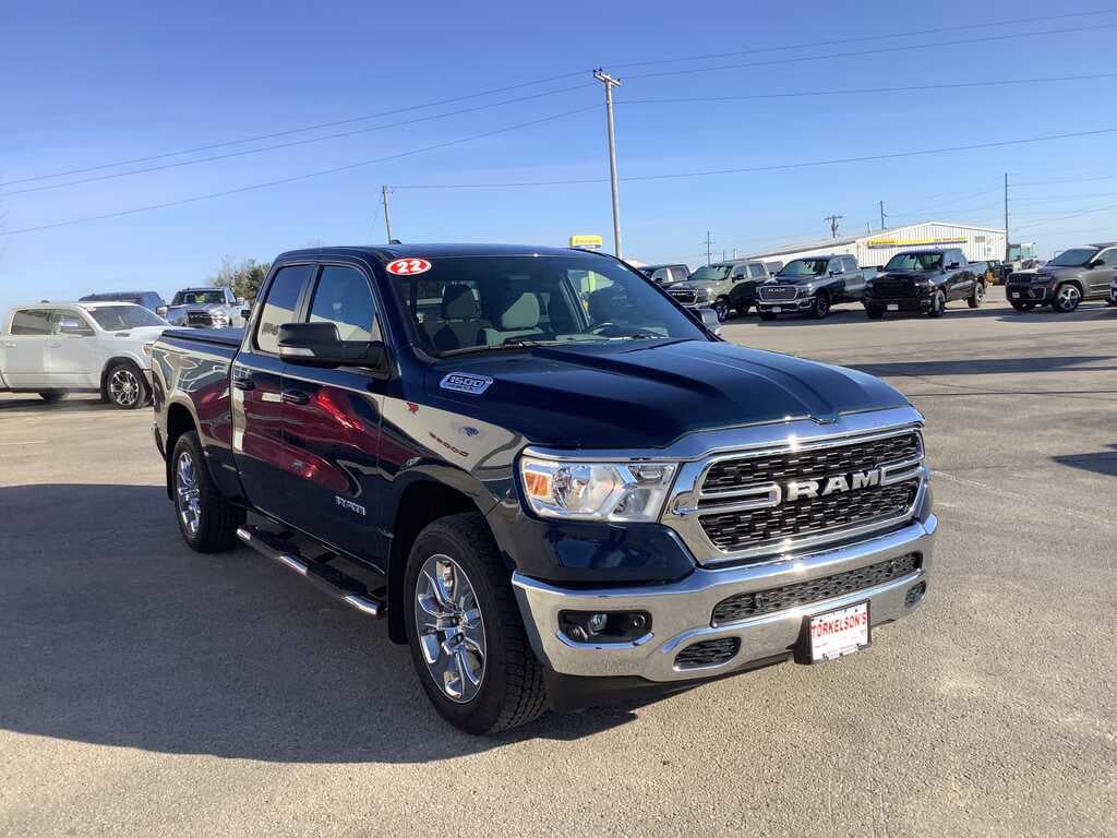 2022 RAM 1500 Big Horn Quad Cab 4x4 6'4' Box