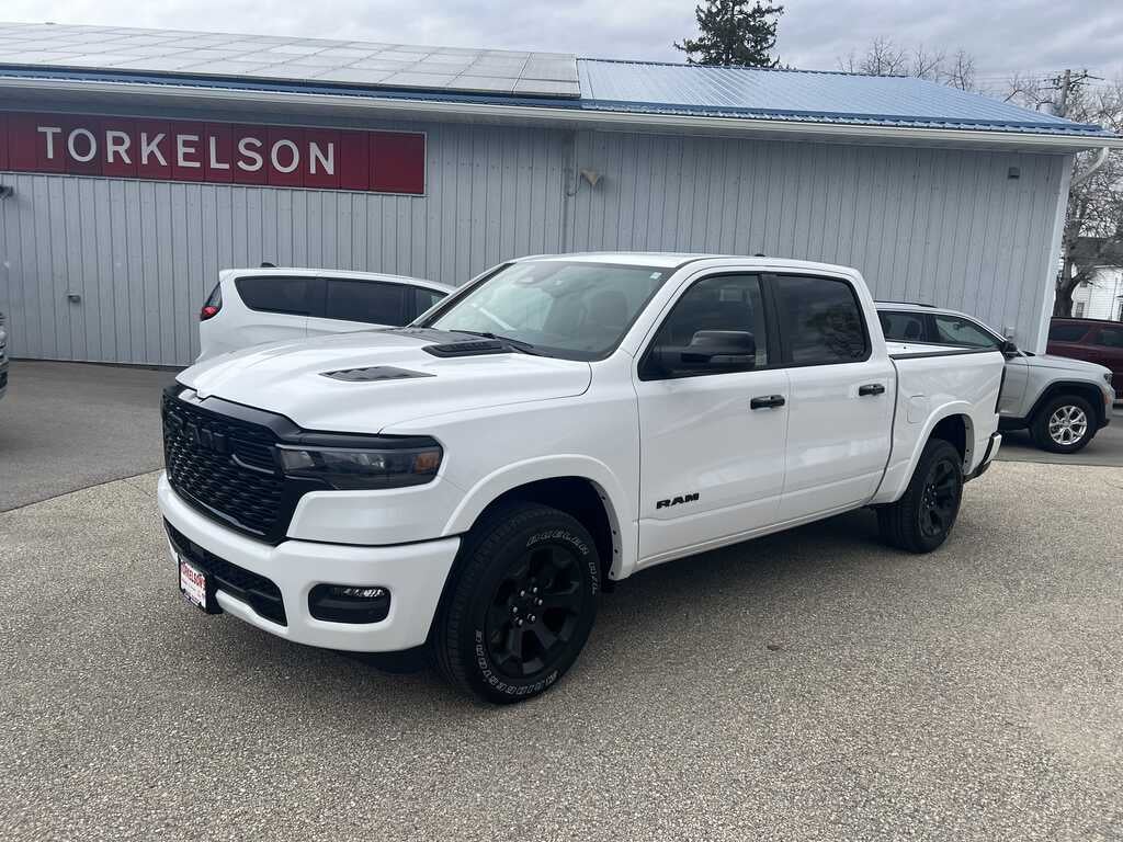 2026 RAM 1500 Crew Cab Big Horn Night 4x4