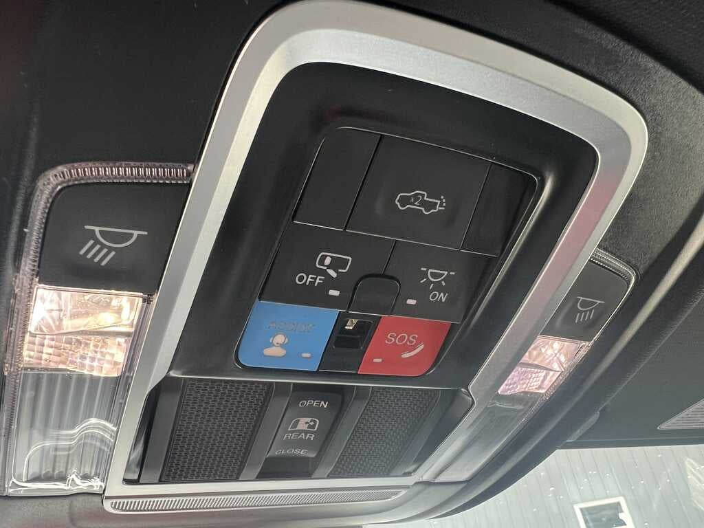 2026 RAM 1500 Crew Cab Big Horn Night 4x4