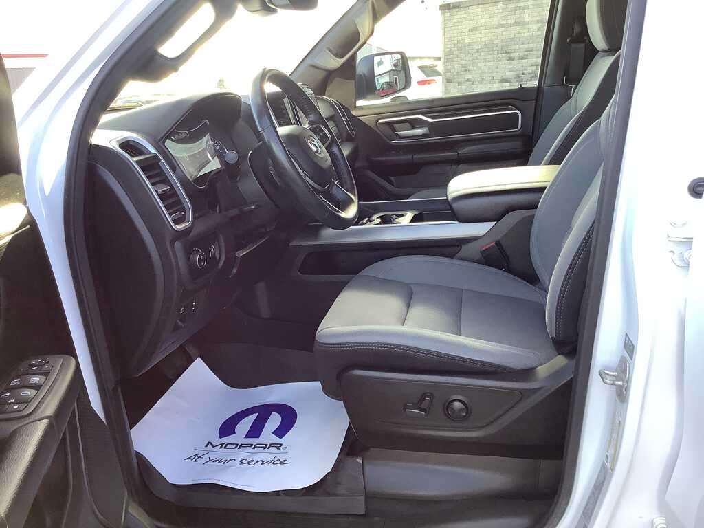 2023 RAM 1500 Big Horn Crew Cab 4x4 5'7' Box