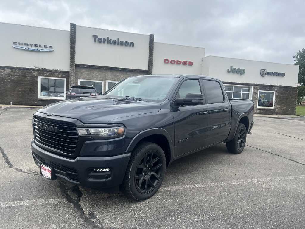 2027 RAM Ram 1500 RAM 1500 LARAMIE CREW CAB 4X4 5'7' BOX