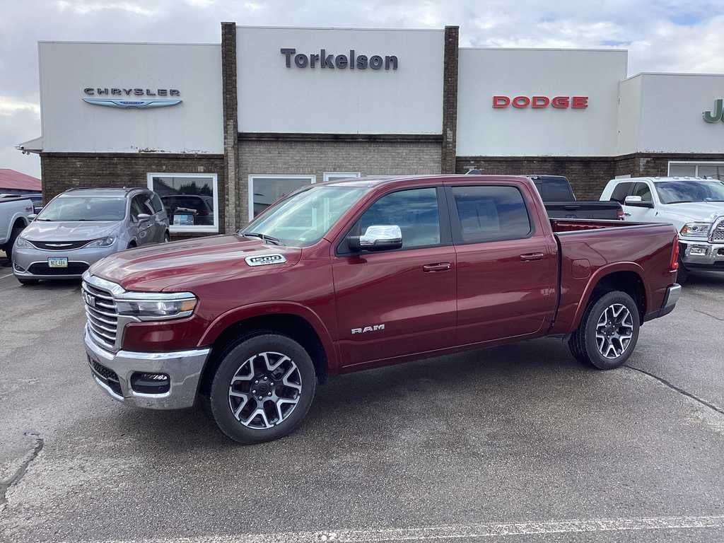 2025 RAM 1500 Laramie Crew Cab 4x4 5'7' Box