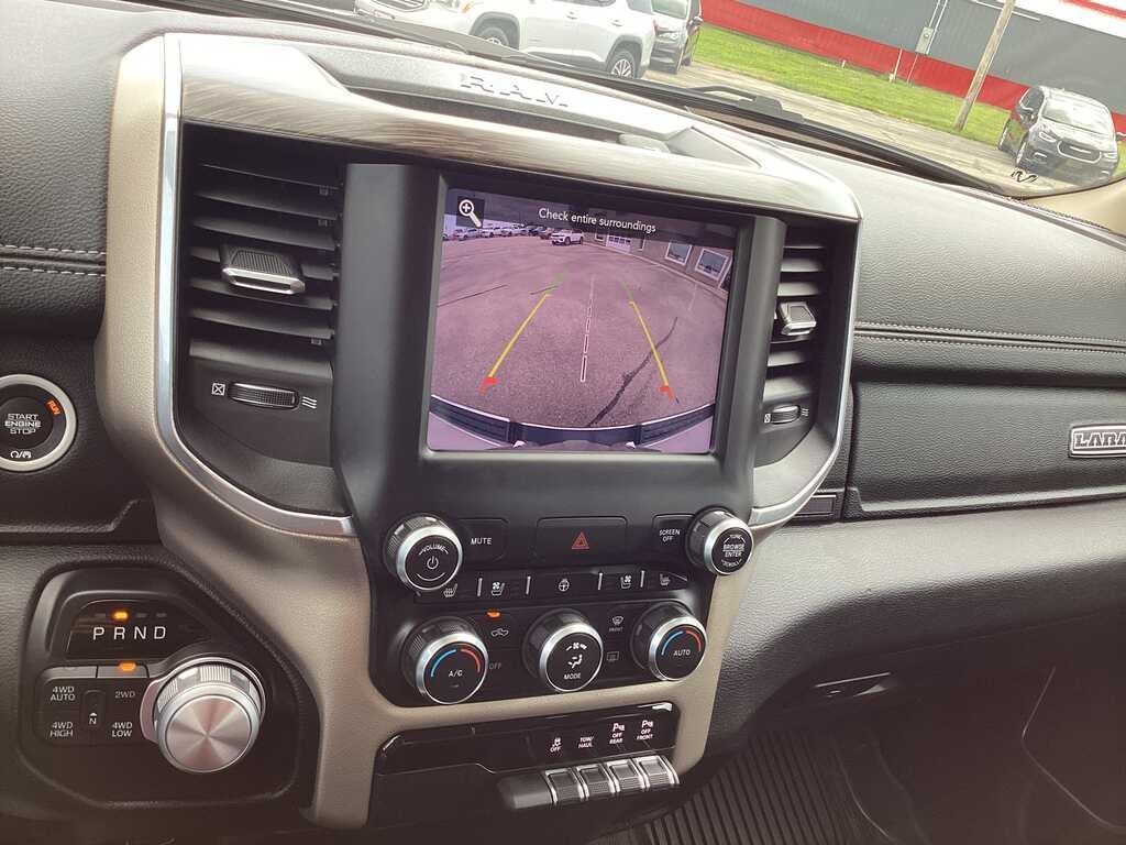 2019 RAM 1500 Crew Cab Laramie 4x4