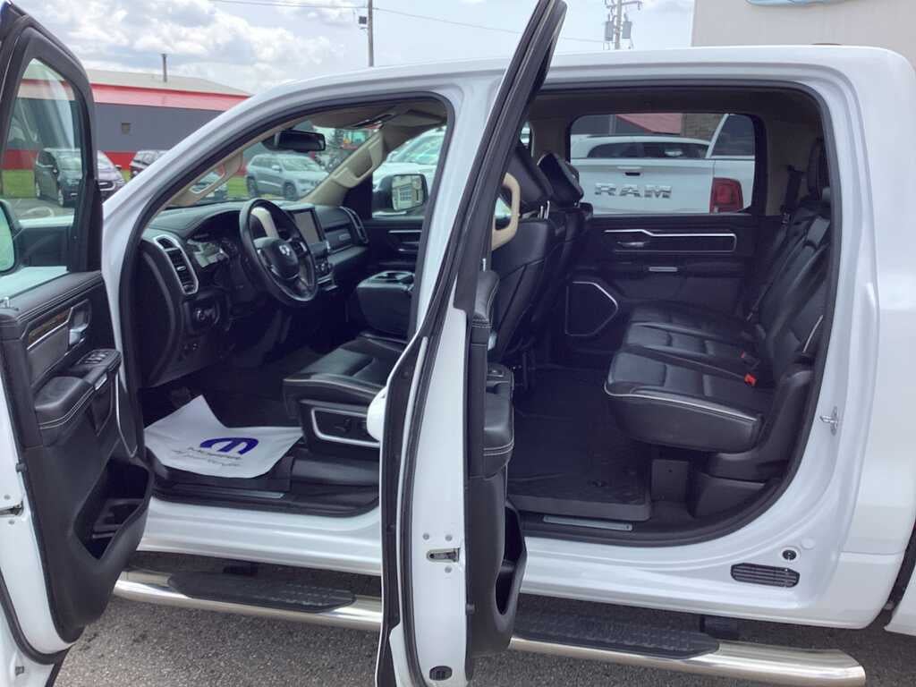 2019 RAM 1500 Crew Cab Laramie 4x4