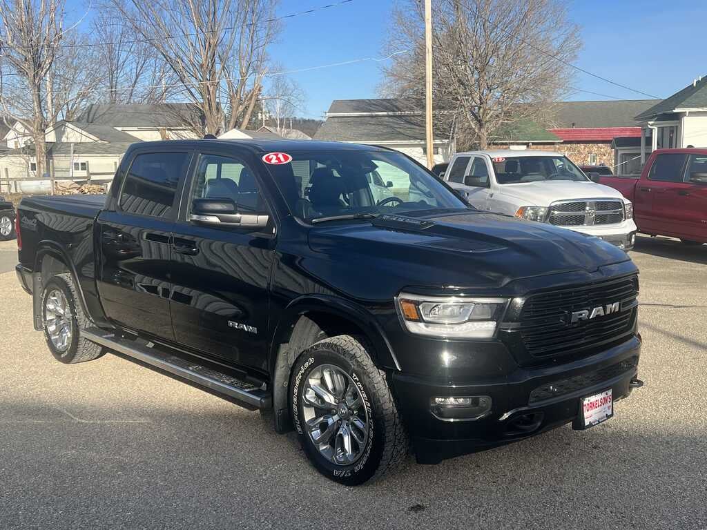 2021 RAM 1500 Laramie Crew Cab 4x4 5'7' Box