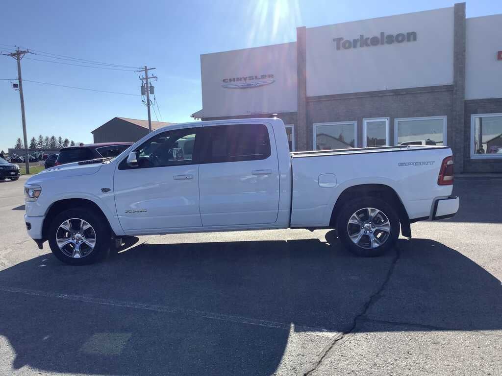 2022 RAM 1500 Laramie Crew Cab 4x4 6'4' Box