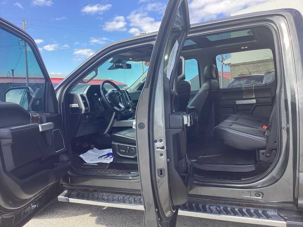 2017 Ford F150 Crew Cab Lariat 4x4