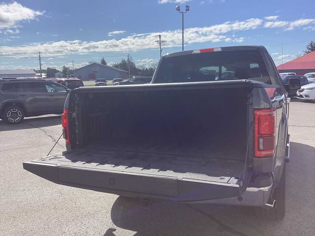 2017 Ford F150 Crew Cab Lariat 4x4