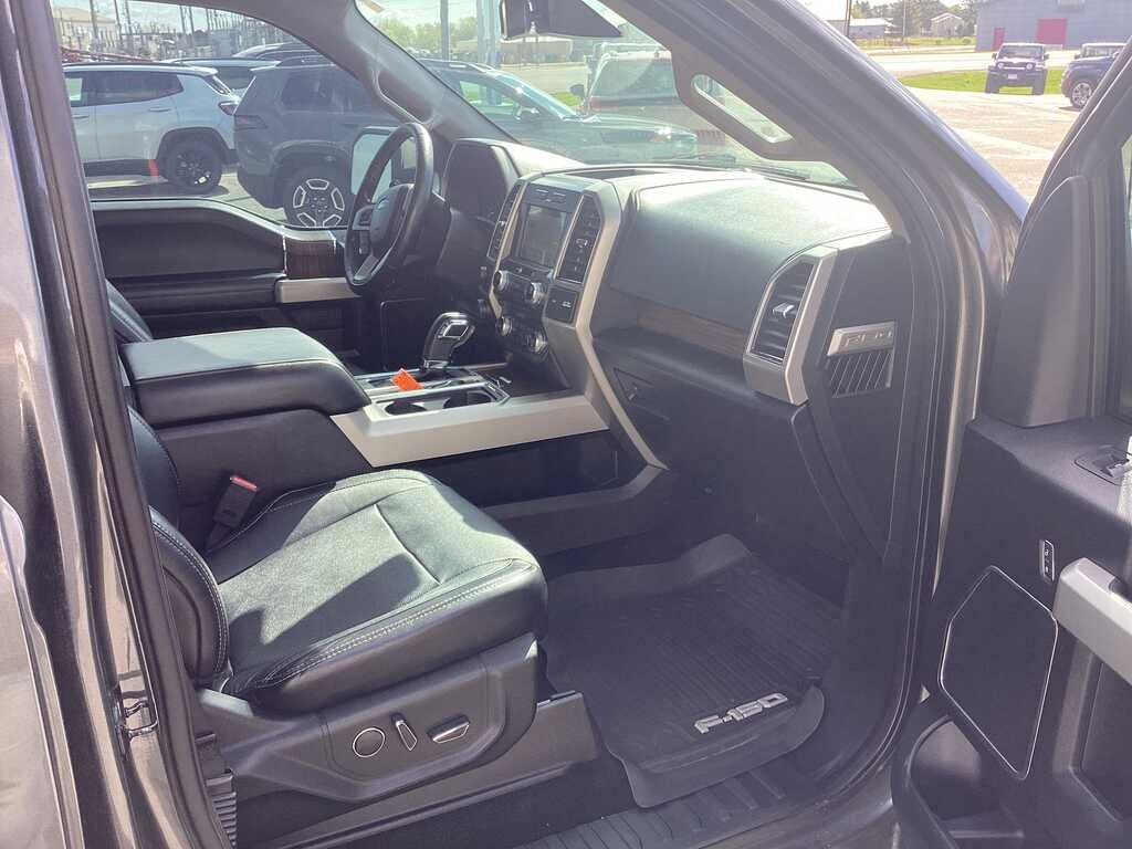 2017 Ford F150 Crew Cab Lariat 4x4