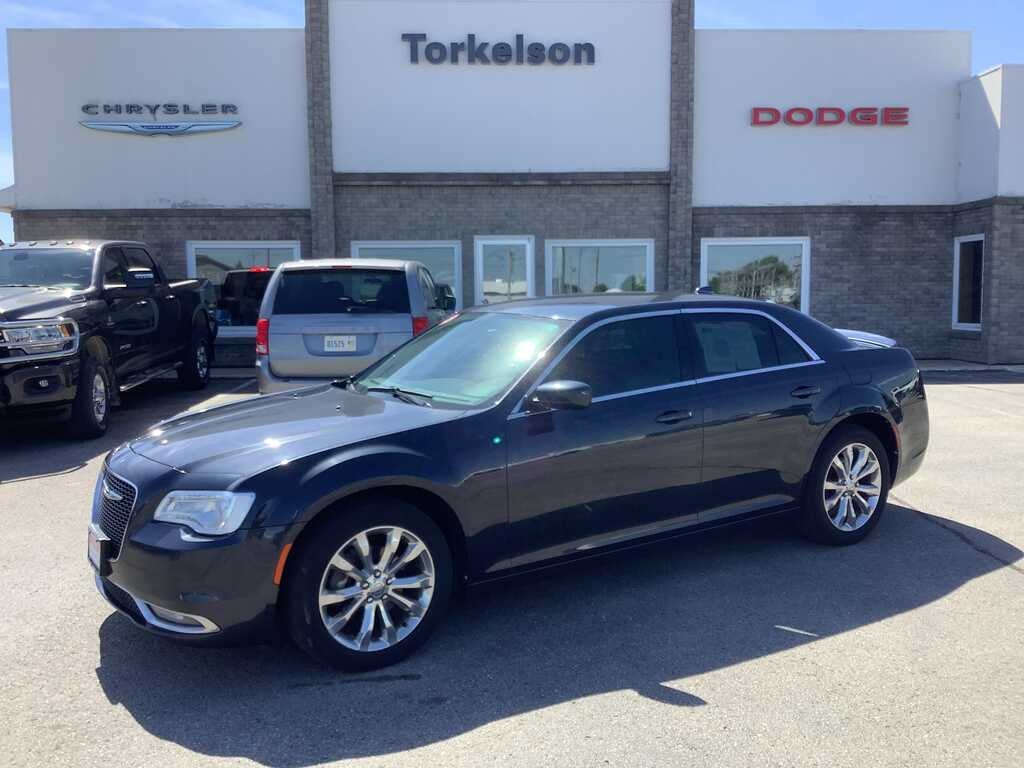 2015 Chrysler 300 Limited