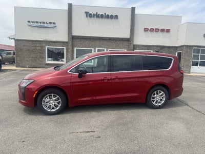 2027 Chrysler Pacifica PACIFICA SELECT