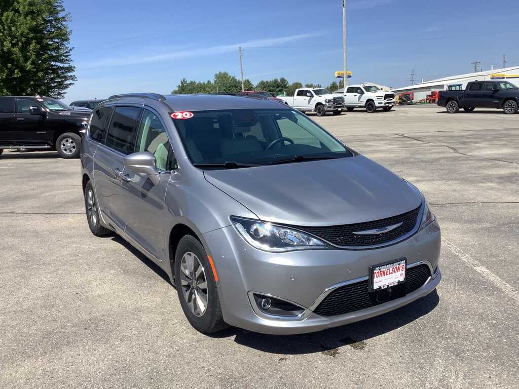 2020 Chrysler Pacifica Touring L Plus
