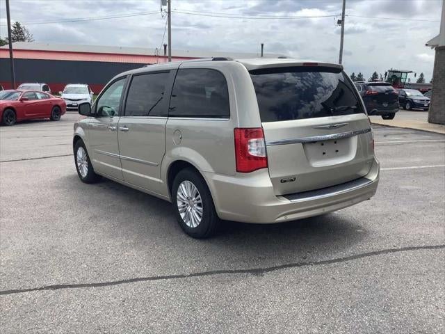 2014 Chrysler Town & Country Limited