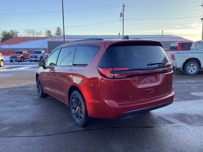 2026 Chrysler Pacifica PACIFICA SELECT AWD
