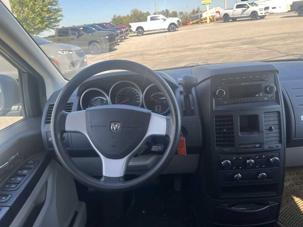 2009 Dodge Grand Caravan SE