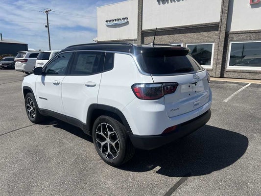 2024 Jeep Compass COMPASS LIMITED 4X4 in Elgin, IA - Torkelson Motors
