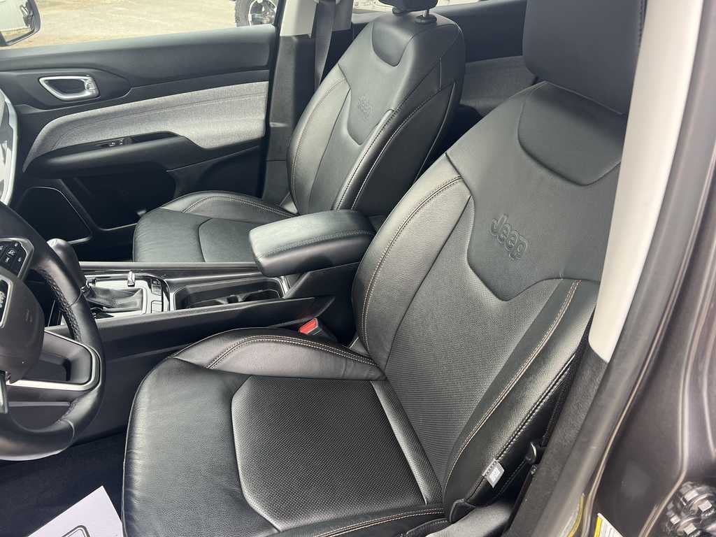 2022 Jeep Compass Latitude Lux 4x4