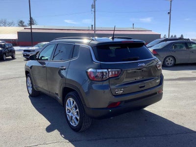 2023 Jeep Compass Latitude Lux FWD