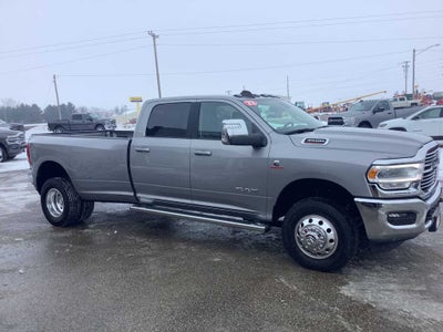 2023 RAM 3500 Laramie Crew Cab 4x4 8' Box