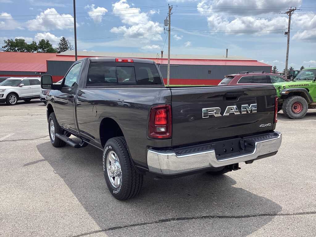 2026 RAM Ram 2500 RAM 2500 TRADESMAN REGULAR CAB 4X4 8' BOX