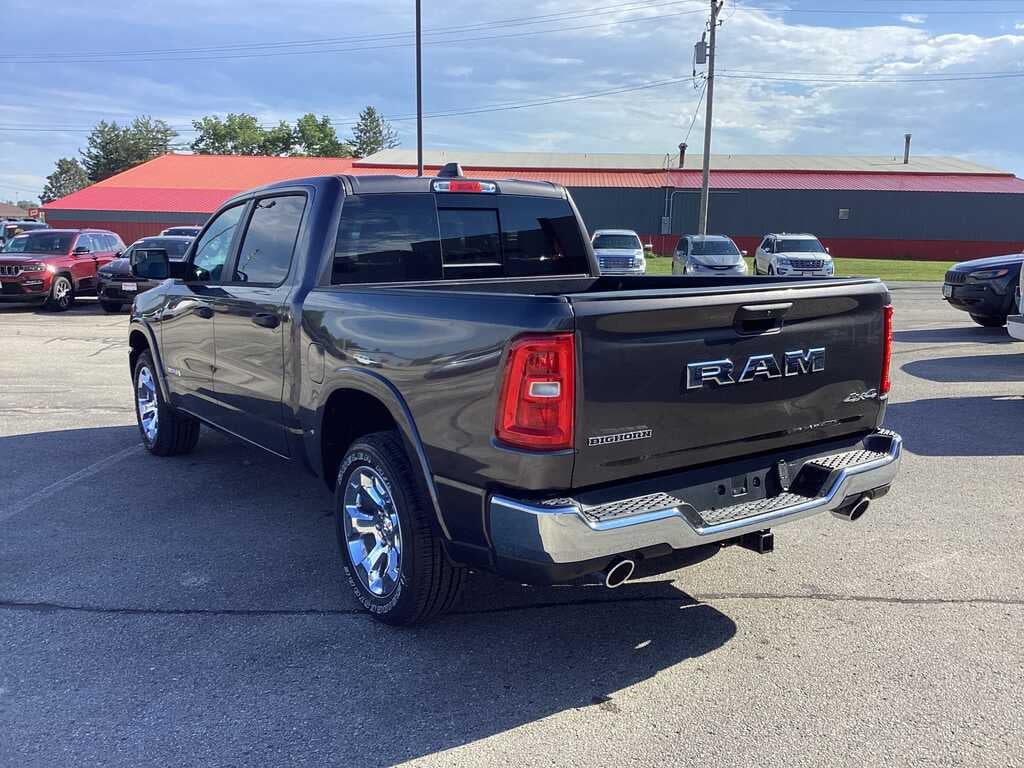 2026 RAM 1500 RAM 1500 BIG HORN CREW CAB 4X4 5'7' BOX
