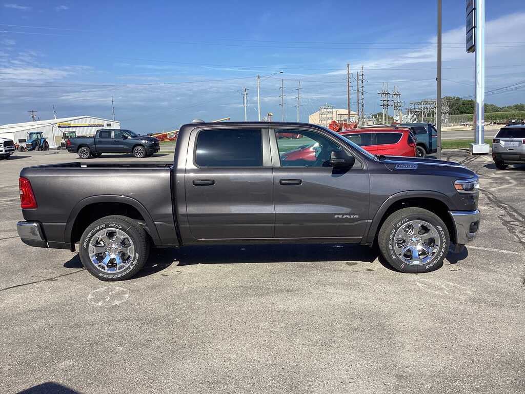 2026 RAM 1500 RAM 1500 BIG HORN CREW CAB 4X4 5'7' BOX