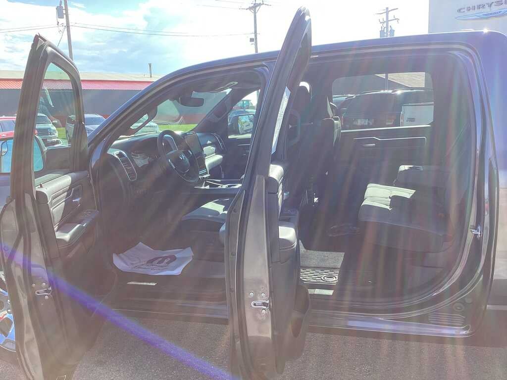 2026 RAM 1500 RAM 1500 BIG HORN CREW CAB 4X4 5'7' BOX