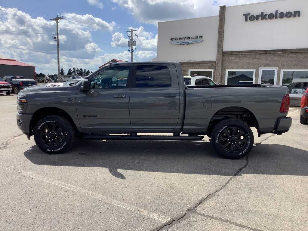 2027 RAM 2500 Crew Cab Laramie 4x4