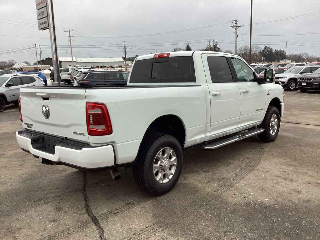 2024 RAM 2500 Laramie Crew Cab 4x4 6'4' Box