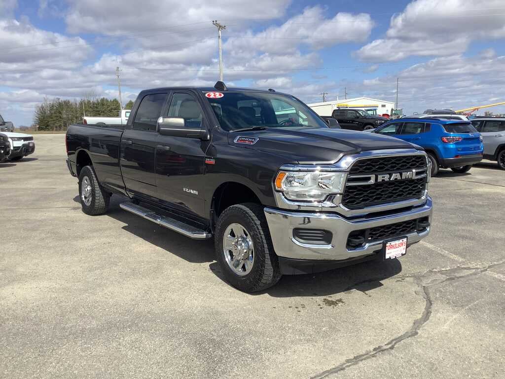 2022 RAM 2500 Tradesman Crew Cab 4x4 8' Box