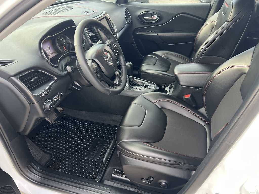 2023 Jeep Cherokee Trailhawk 4x4