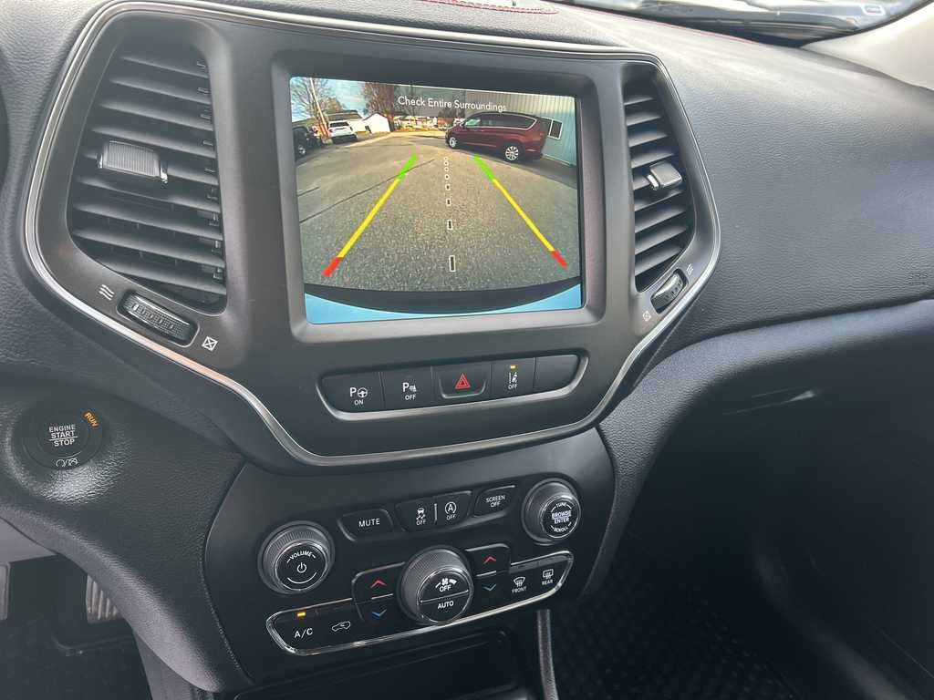 2023 Jeep Cherokee Trailhawk 4x4