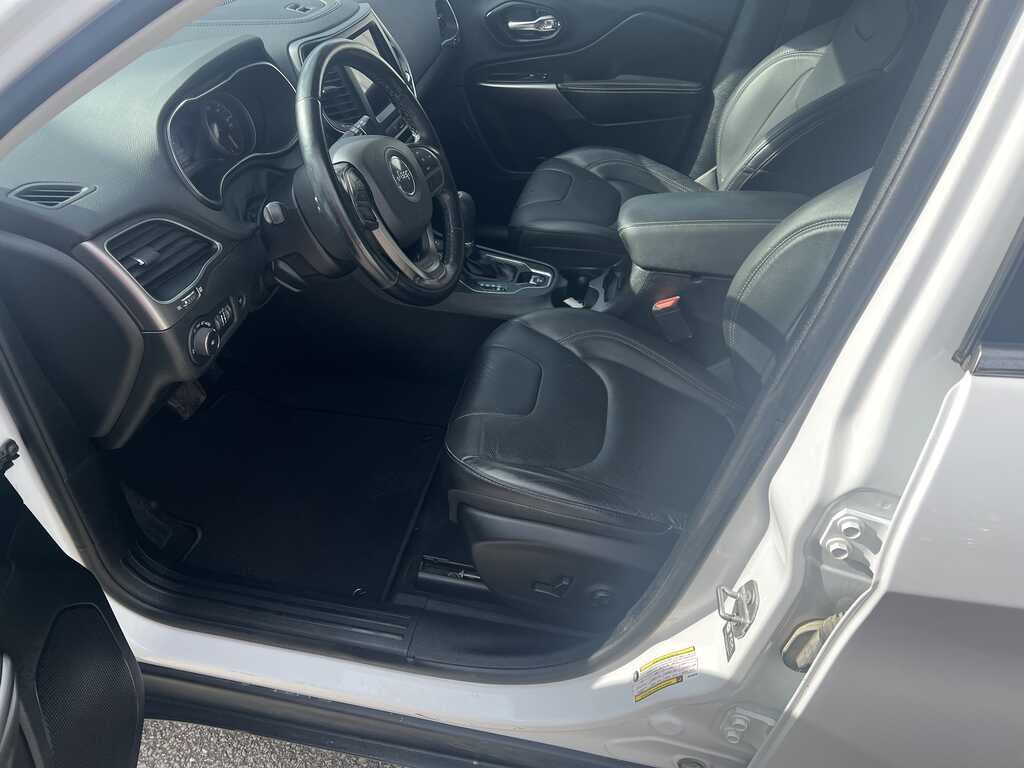 2021 Jeep Cherokee Latitude Lux 4x4