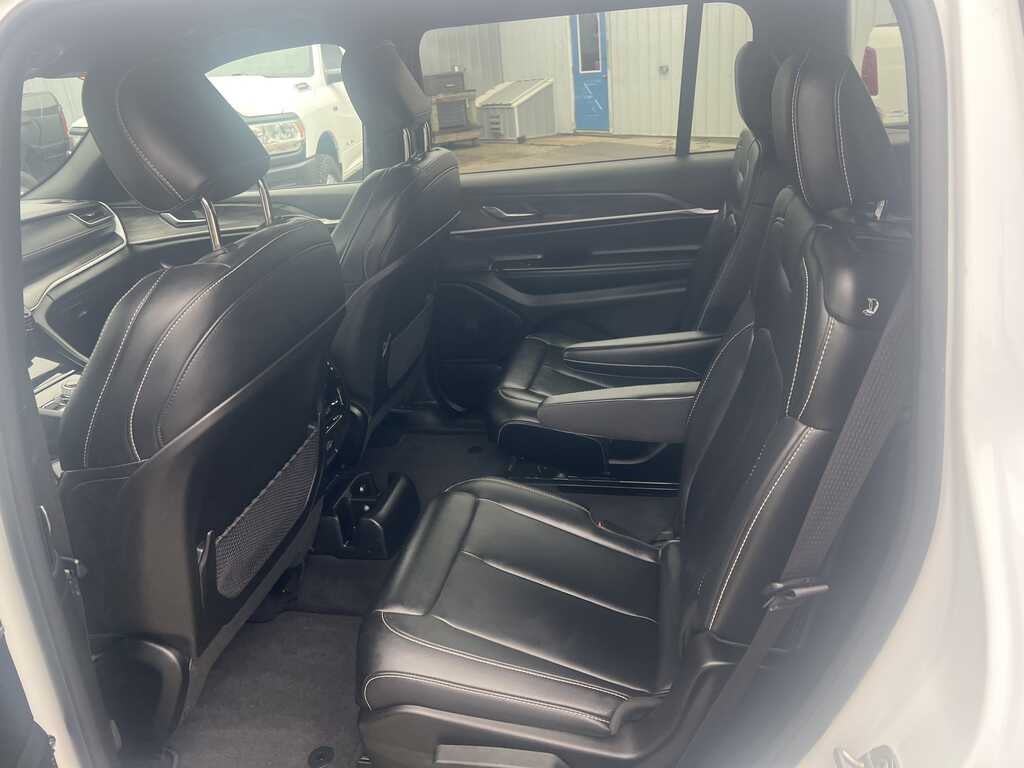 2024 Jeep Grand Cherokee L Limited 4x4