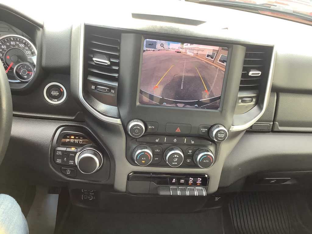 2022 RAM 1500 Big Horn Quad Cab 4x4 6'4' Box