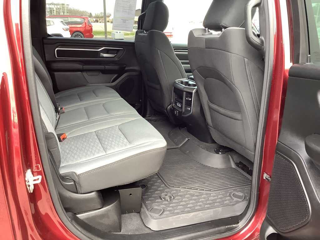 2025 RAM 1500 Big Horn Crew Cab 4x4 5'7' Box