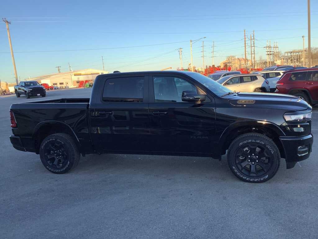 2026 RAM 1500 Crew Cab Big Horn 4x4 Night