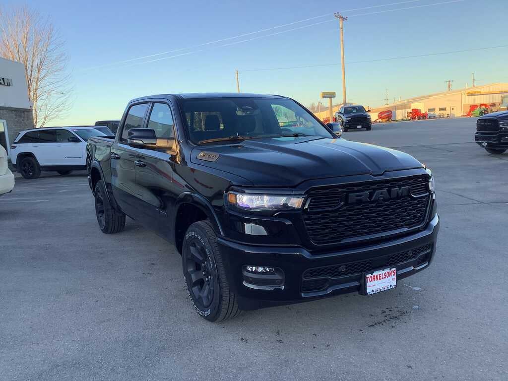 2026 RAM 1500 Crew Cab Big Horn 4x4 Night