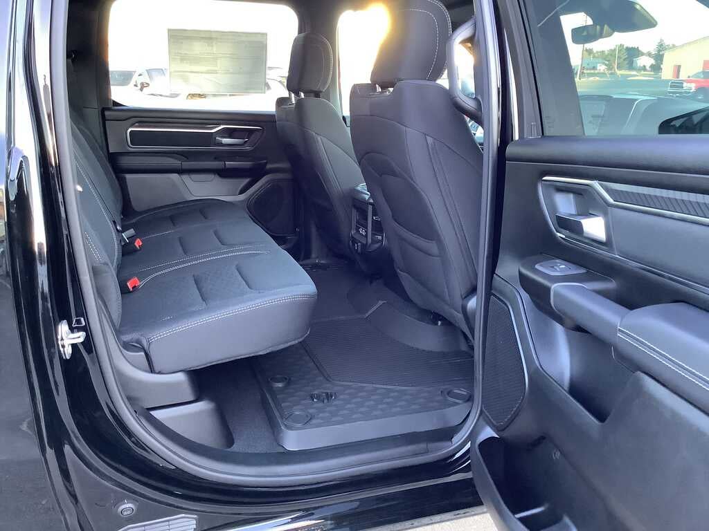 2026 RAM 1500 Crew Cab Big Horn 4x4 Night