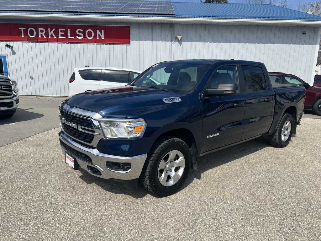 2023 RAM 1500 Big Horn Crew Cab 4x4 5'7' Box