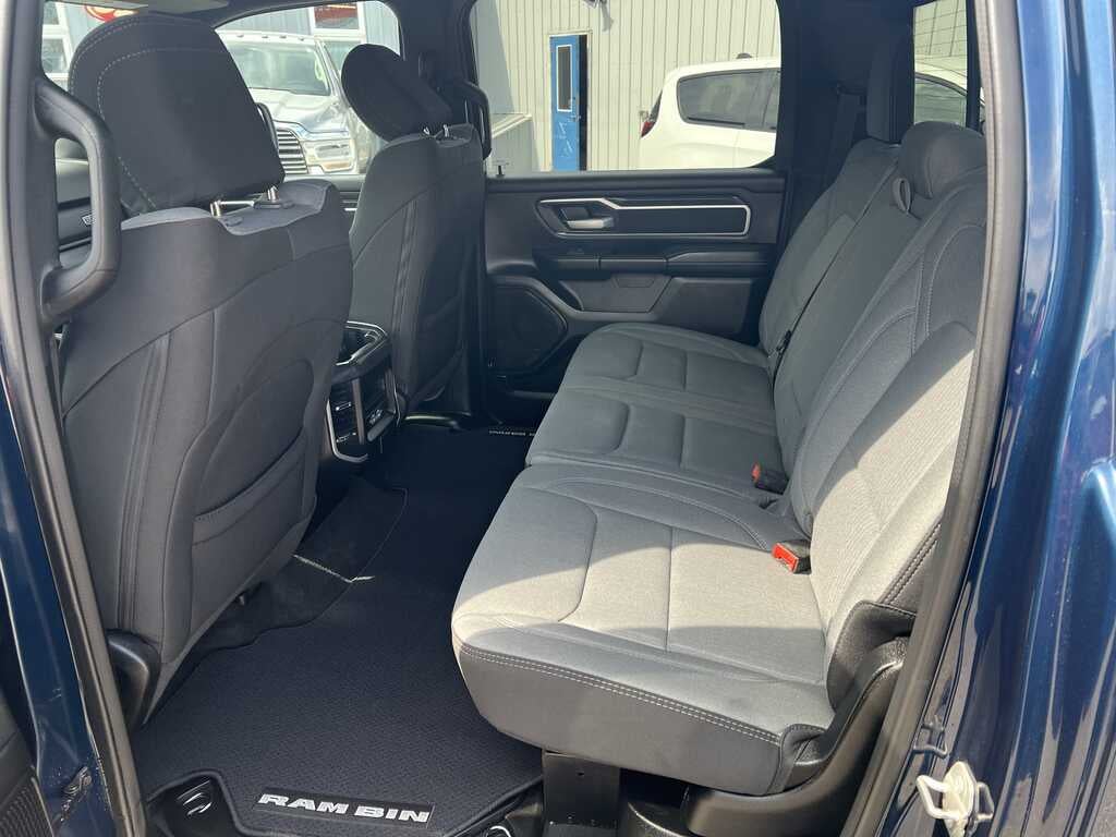 2023 RAM 1500 Big Horn Crew Cab 4x4 5'7' Box