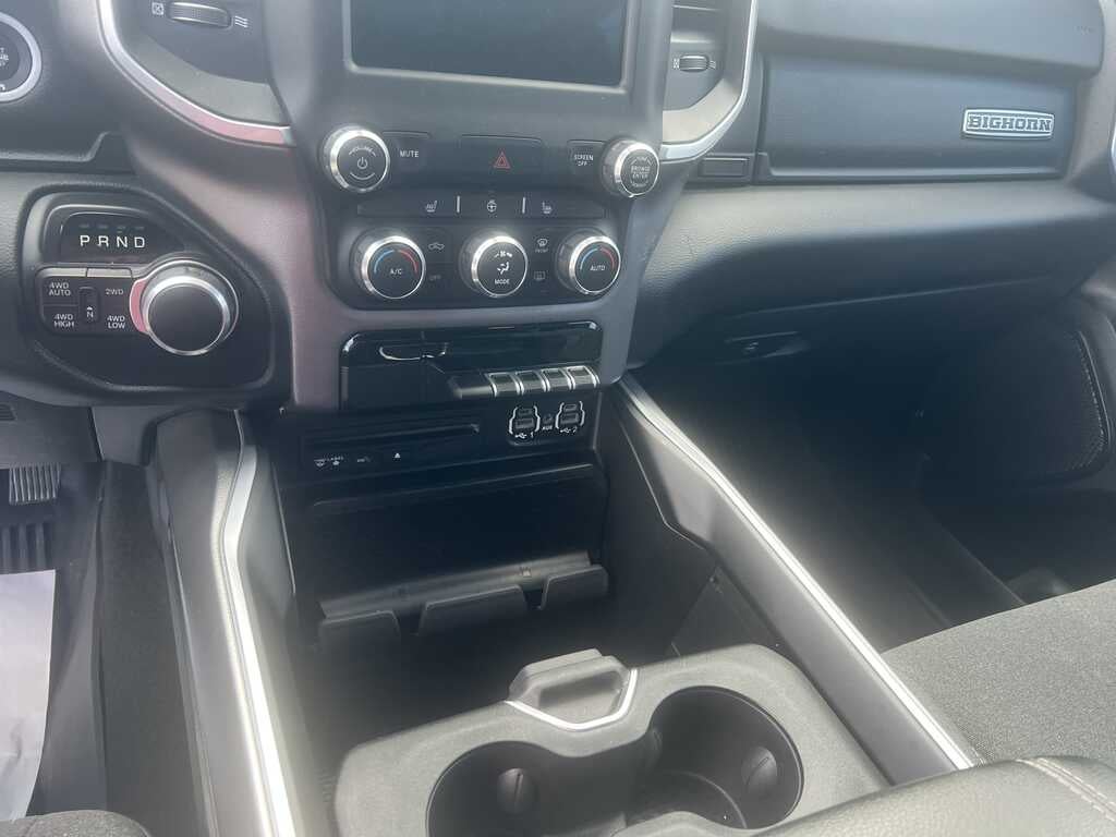 2019 RAM 1500 Big Horn/Lone Star Crew Cab 4x4 5'7' Box